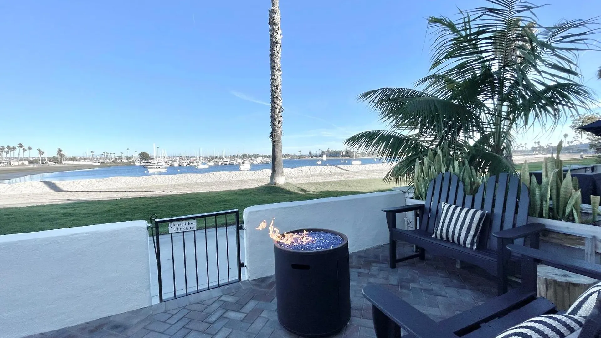 Villa Sunrise On The Bay