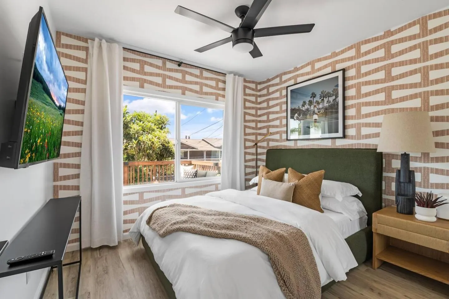 Spacious Mission Hills With Views Holiday home