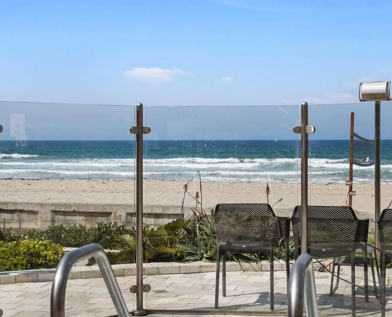 Stunning Oceanfront Boardwalk - Spa, Steps2beach, Parking & Fast Wifi! Dom wakacyjny San Diego