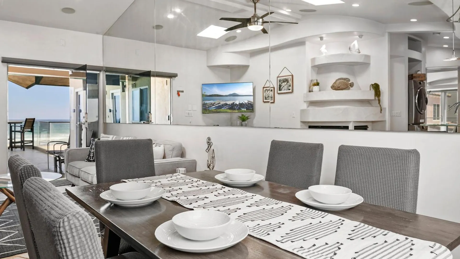 Stunning Oceanfront Boardwalk - Spa, Steps2beach, Parking & Fast Wifi! Dom wakacyjny *