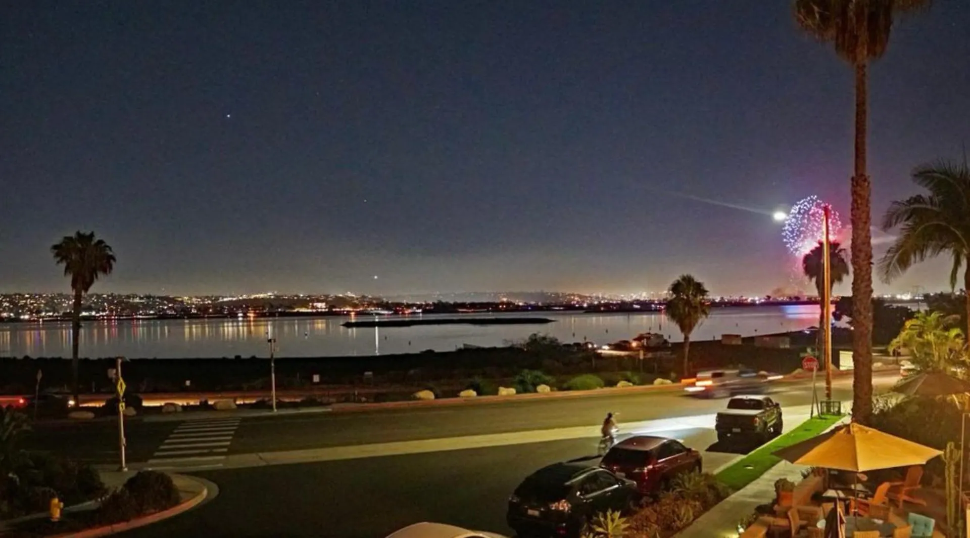 Panoramic View Bayfront Gem 3br *