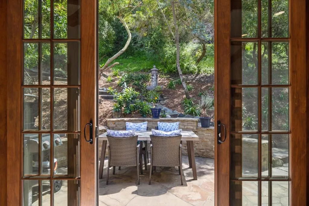 Grand Mediterranean In La Jolla Hillside