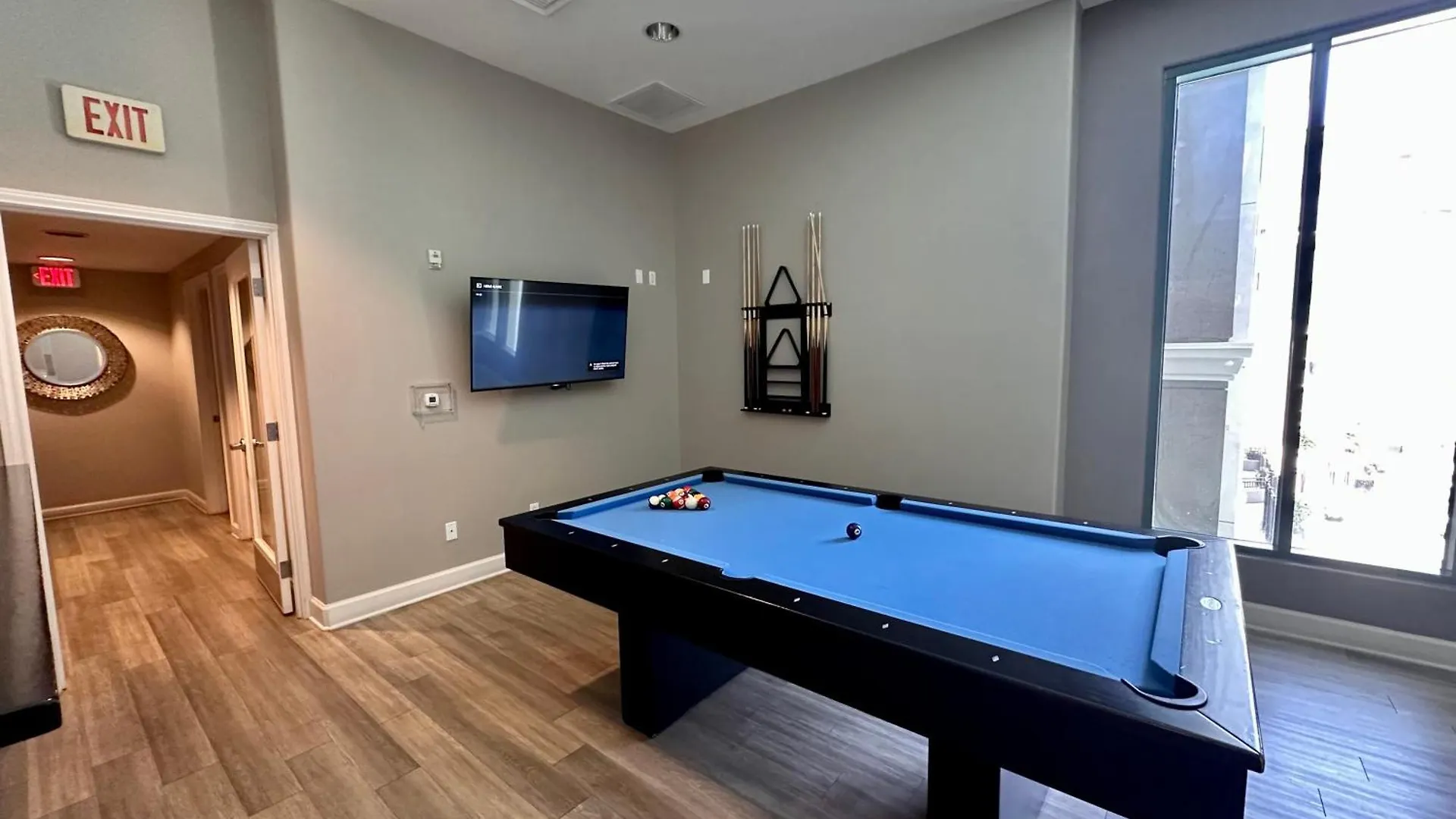 Allura Little Italy - 2 Bedroom In Downtown's Spot Apartment San Diego