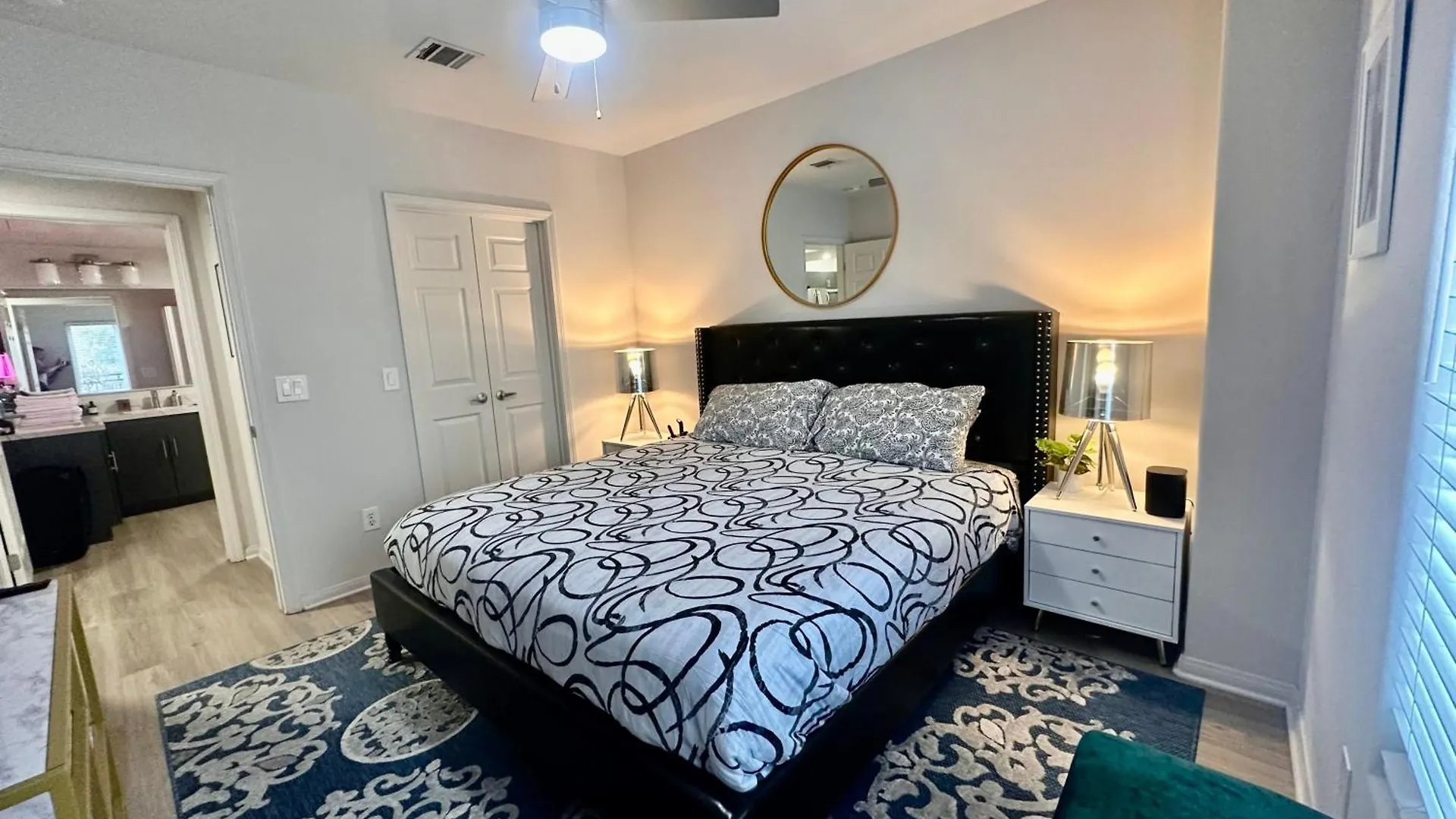 Allura Little Italy - 2 Bedroom In Downtown's Spot *
