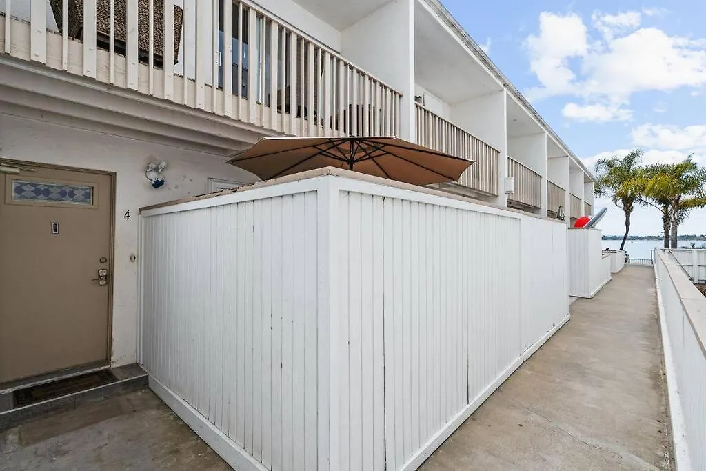 Bayside -2br Beachfront Free Parking Apartmán