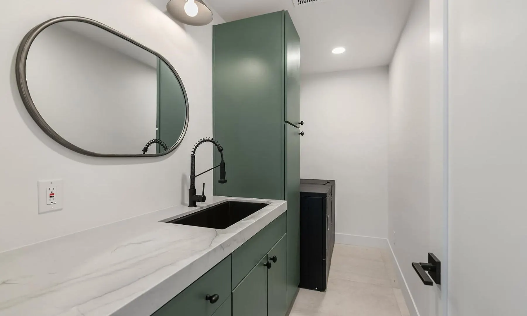 Del Mar Elegant Haven With Mountain Vistas بيت للعطل