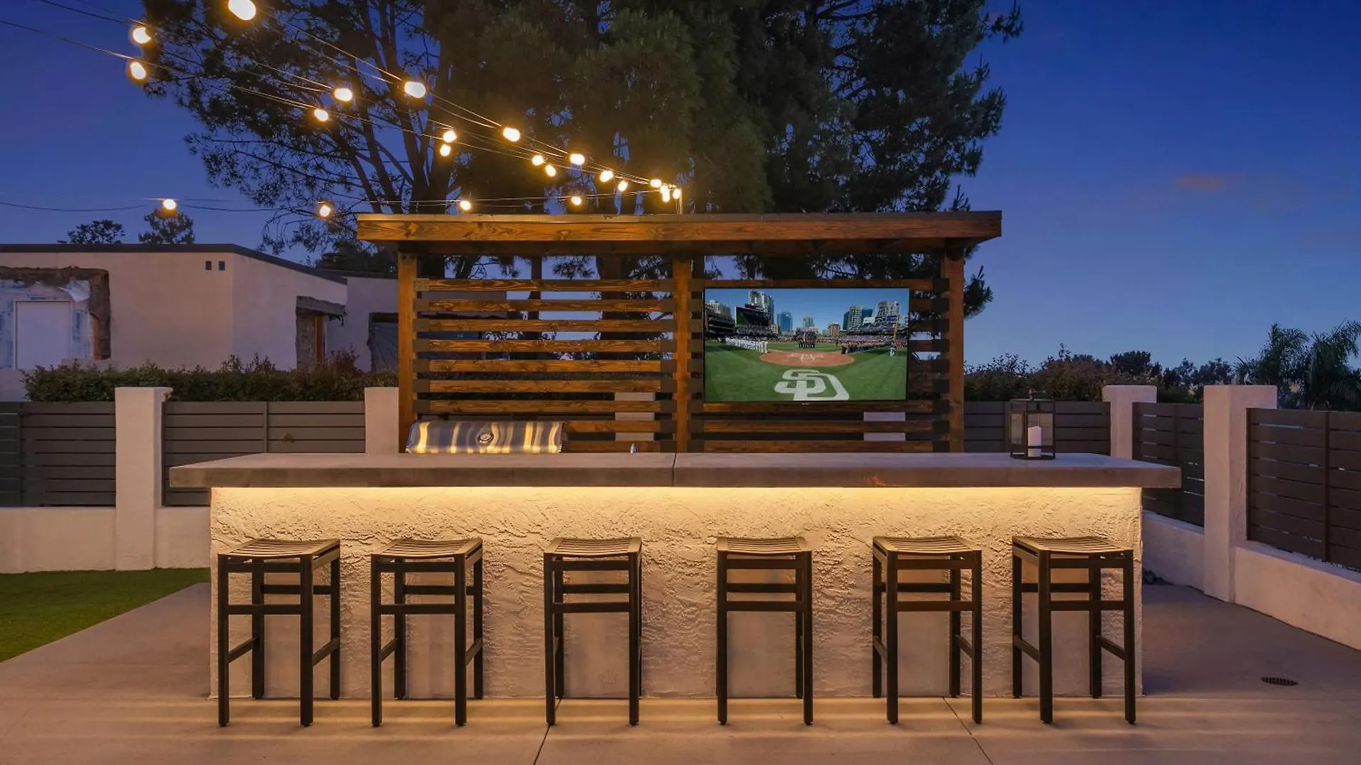 Del Mar Elegant Haven With Mountain Vistas *