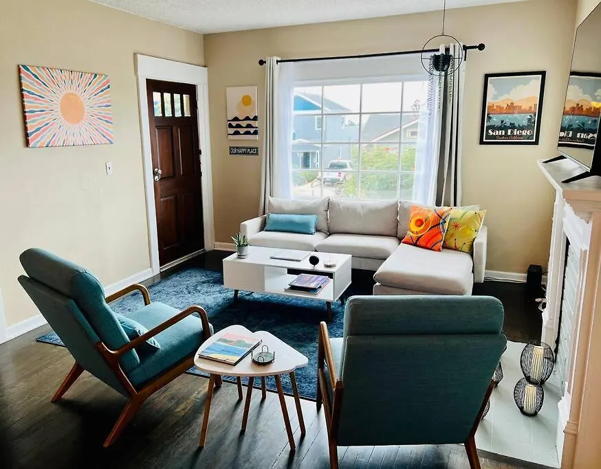 度假居 3-bedroom, Prime Location, Private Backyard! *
