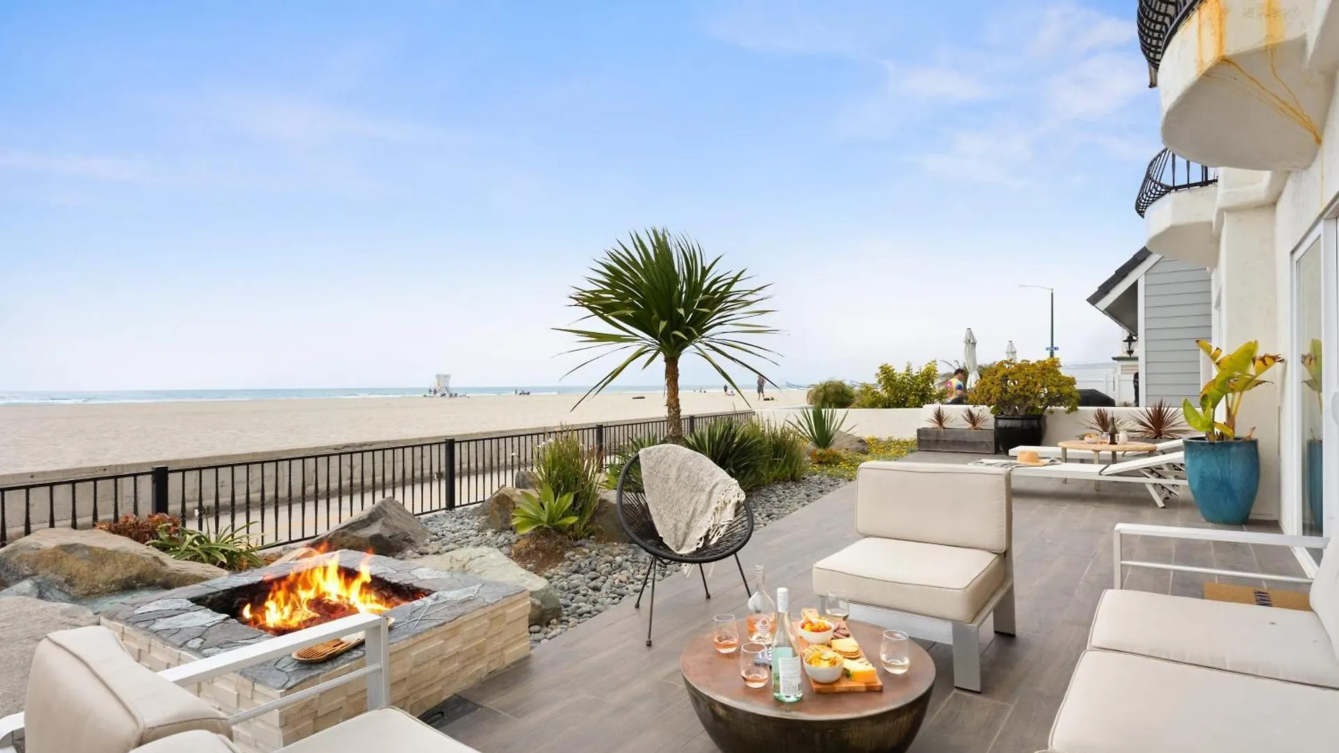 Shoreline By Avantstay Spectacular Beachfront W Fire Pit Pool Table Holiday home San Diego