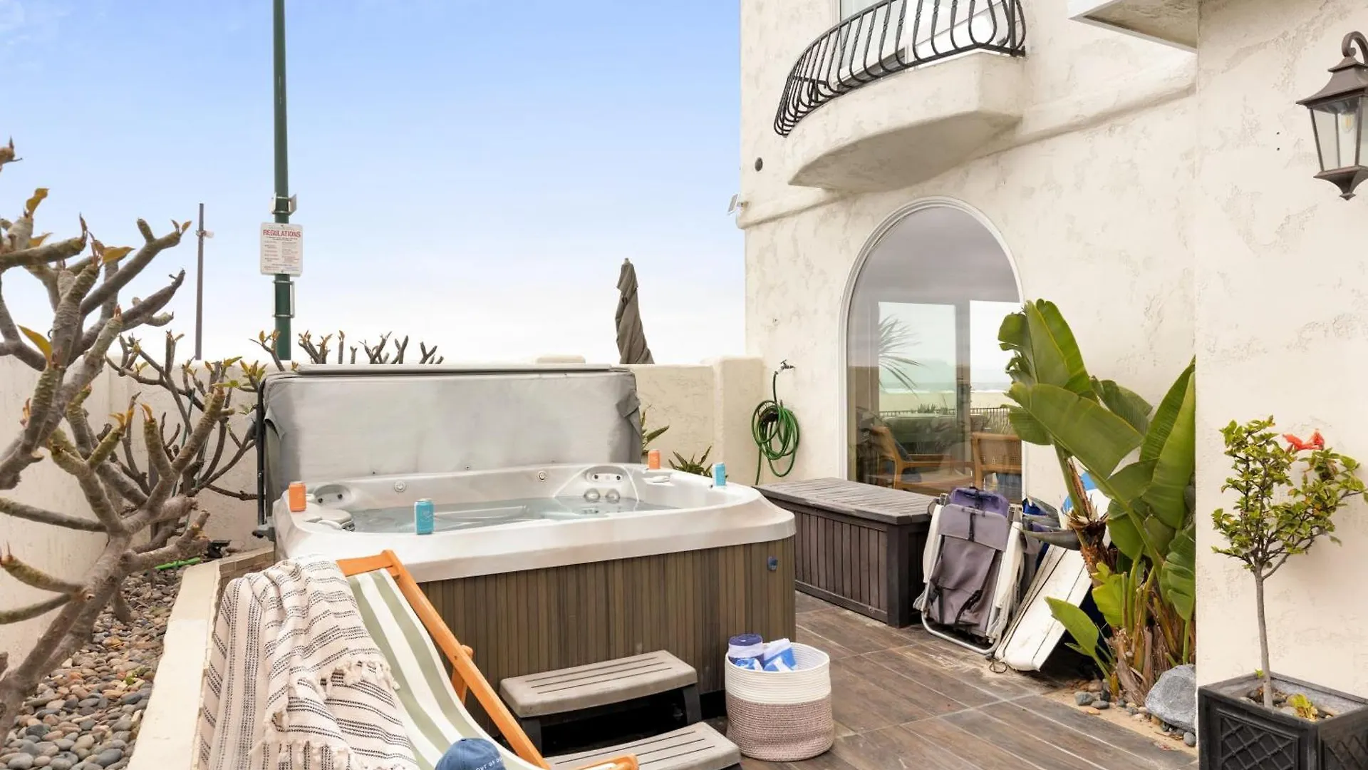 Shoreline By Avantstay Spectacular Beachfront W Fire Pit Pool Table *