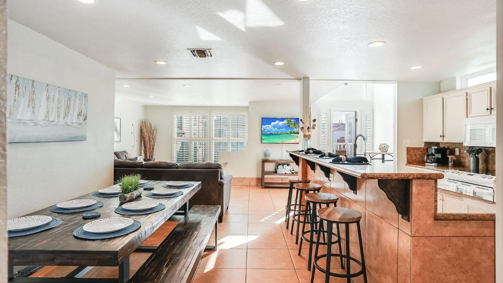 Holiday home Massive With Ocean View & Amazing Rooftop *