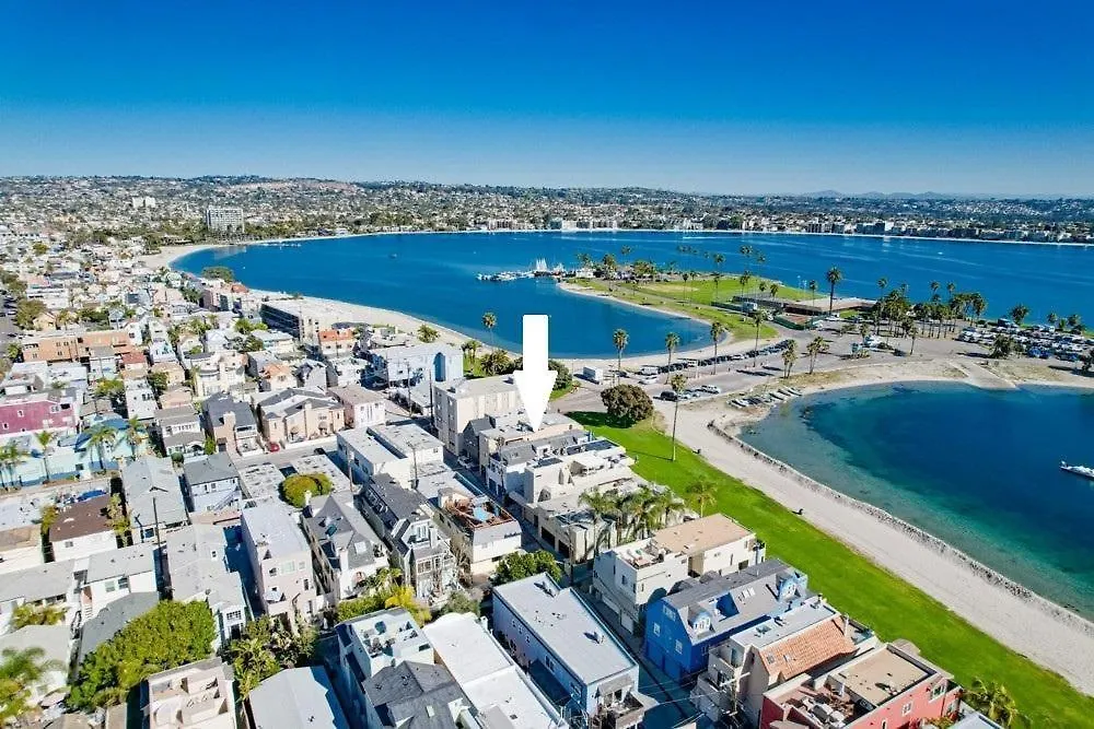 Bay Style 1 * San Diego