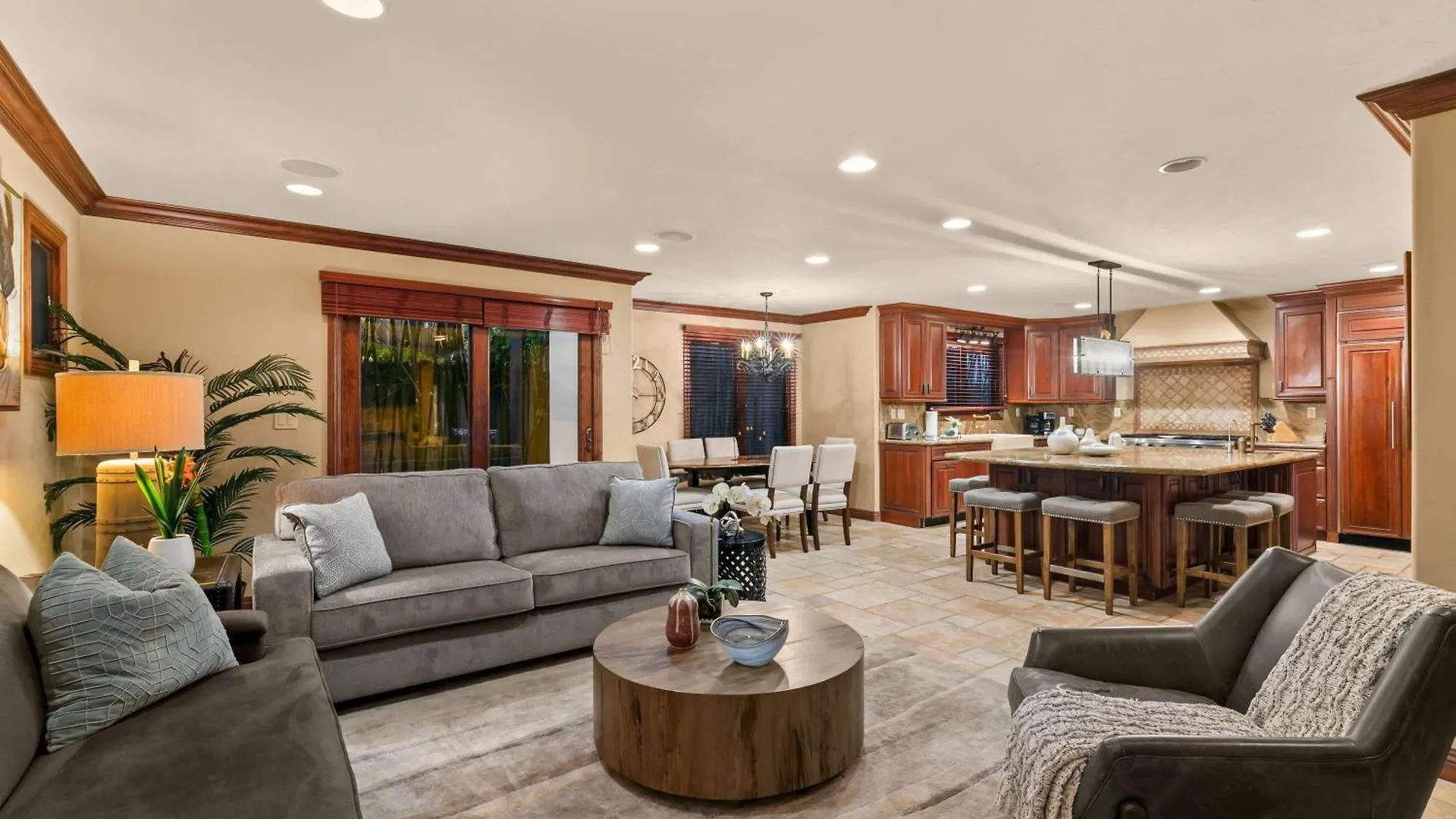 Grand Retreat Rooftop Bliss And Ocean Views Holiday home San Diego