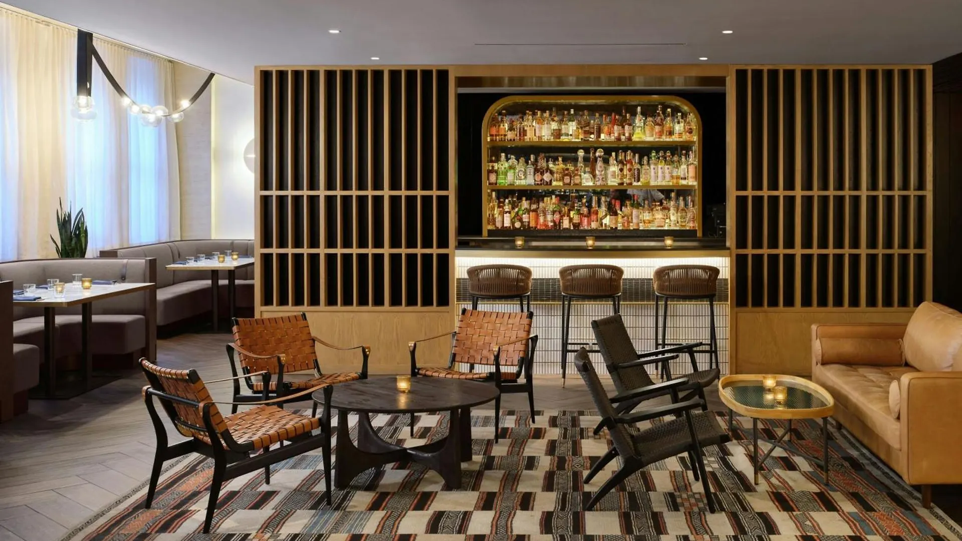Hotell Alma Downtown, A Tribute Portfolio