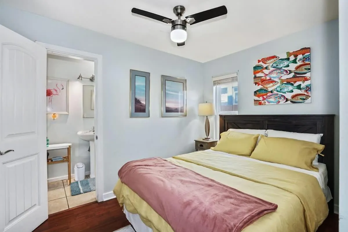 3bed 2bath Steps To The In Mb *