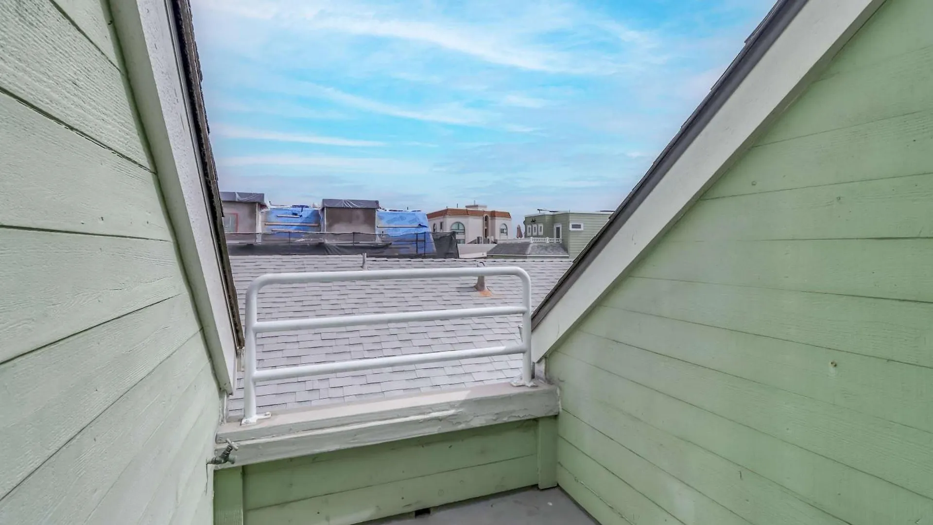 Steps To Bay & Ocean Belmont Park Dining 펜션