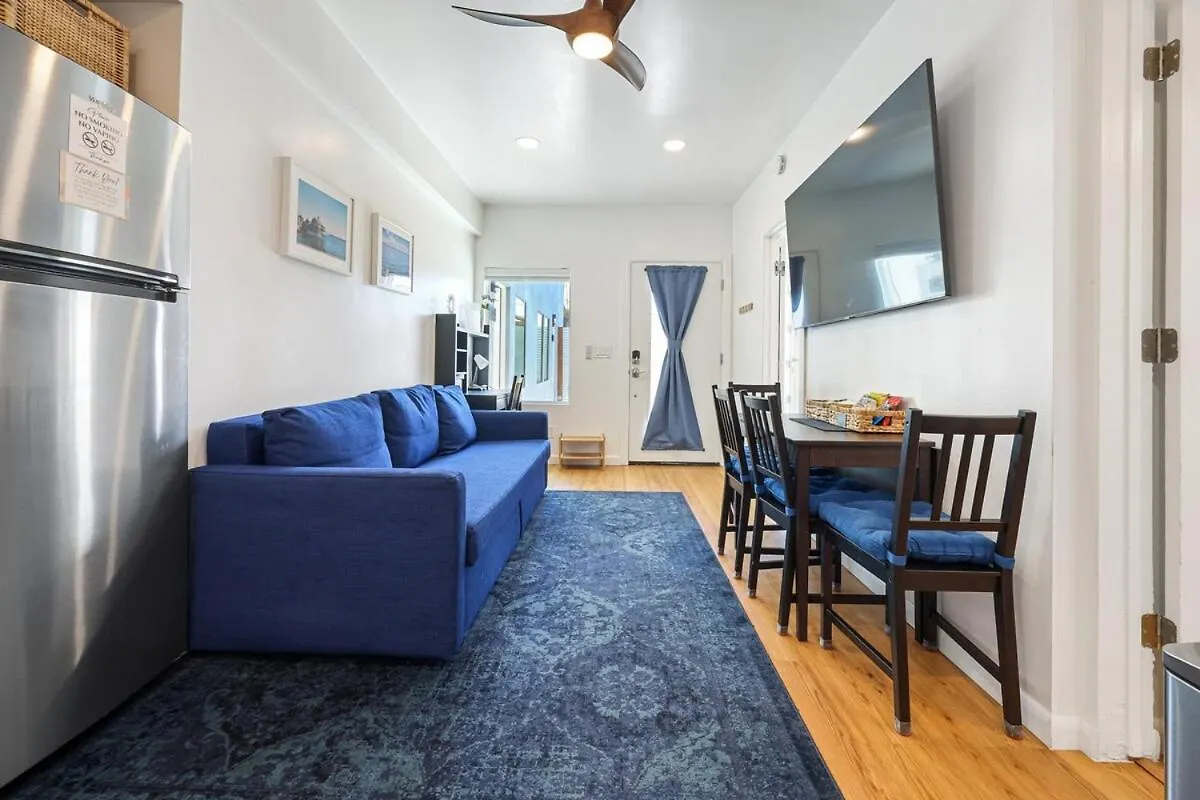 Harborside 04 With Hot Tub And King Bed
