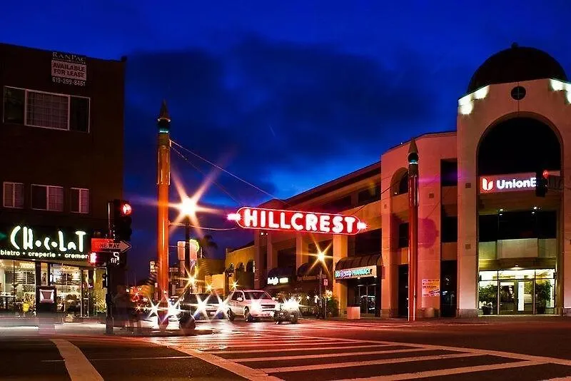 In The Heart Of Hillcrest! Apartment *