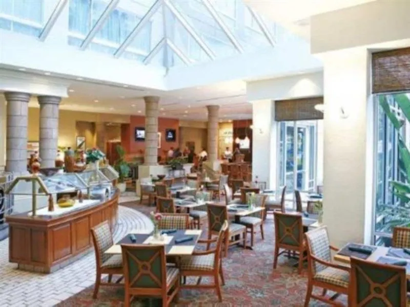 Hotel Doubletree By Hilton Del Mar 3*