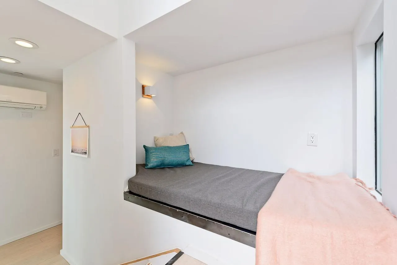 New House, Steps To * סן דייגו