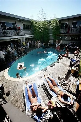 The Pearl Hotel