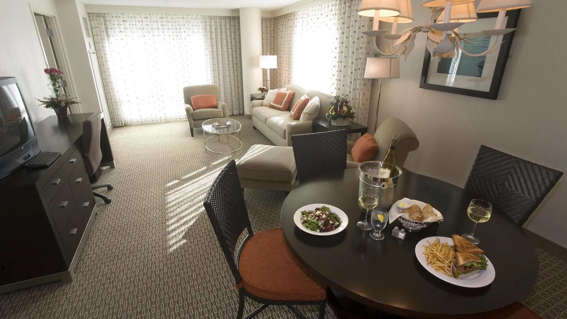 Hotel Doubletree By Hilton Del Mar 3*