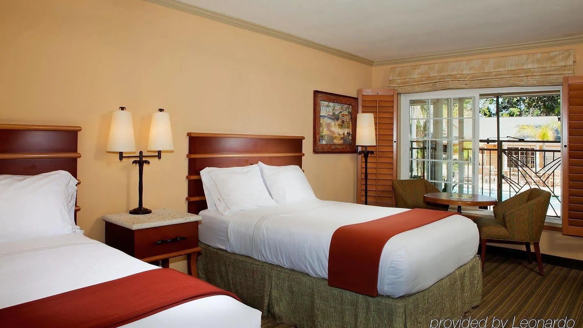 Holiday Express And La Jolla - Windansea Beach, And Ihg San Diego