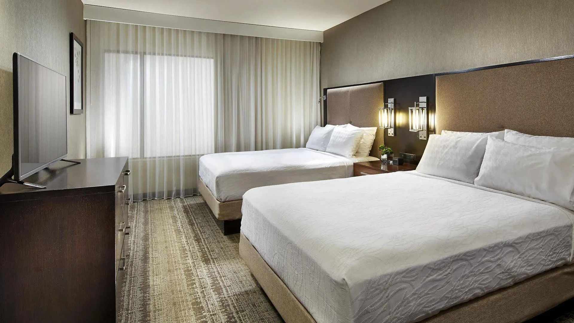 Hotel Homewood By Hilton Downtown/bayside