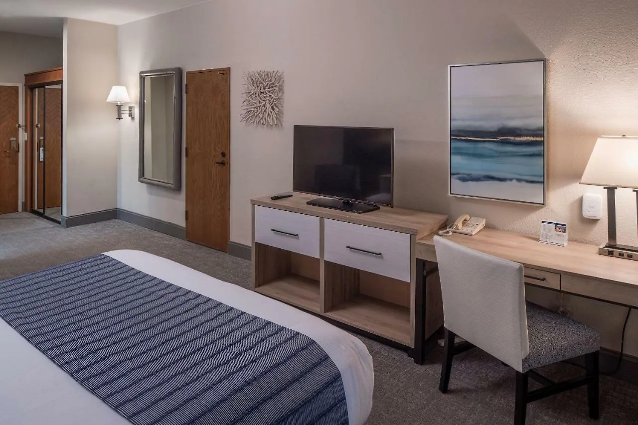 Bay Club And Marina 3*
