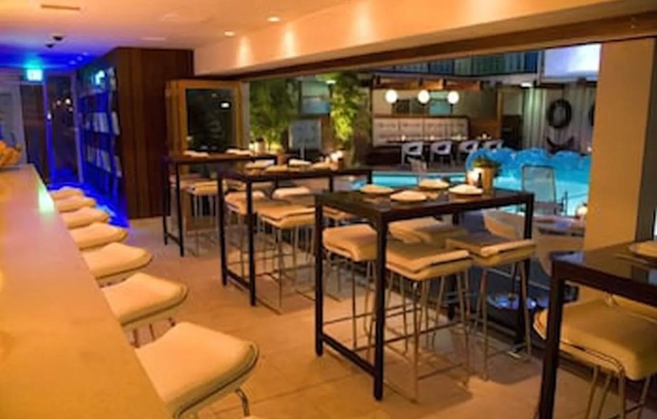 The Pearl 4*