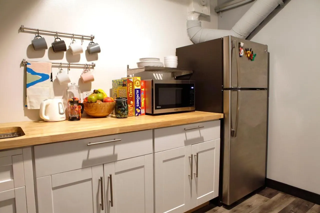 Classy Hostel San Diego