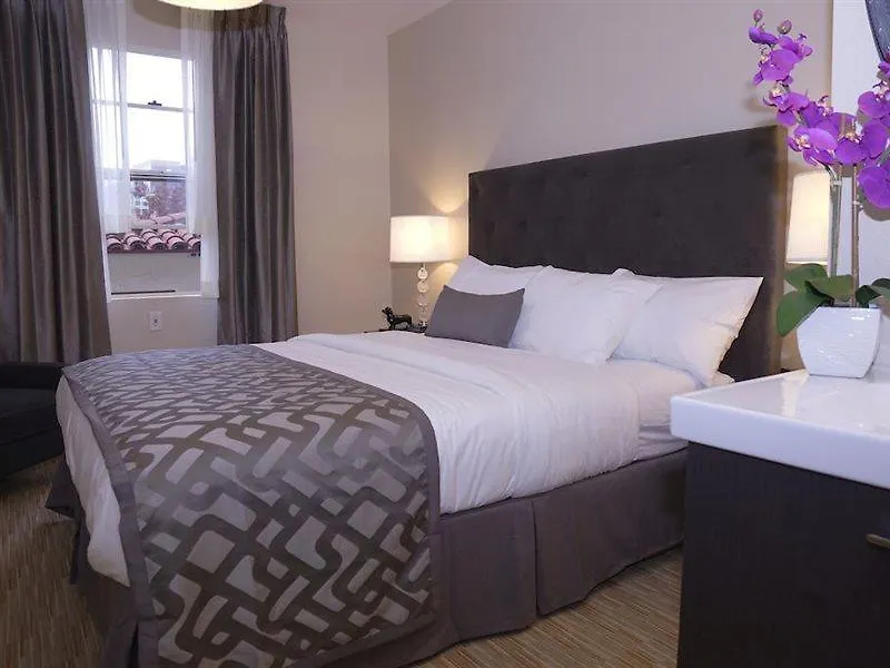 Urban Boutique Hotel 3*