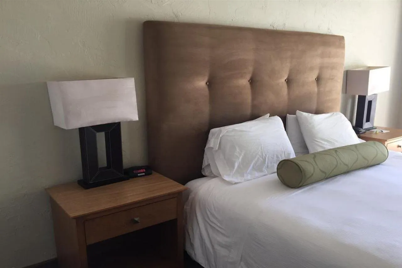 Surfer Hotel San Diego