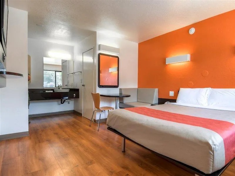 6-san Diego, Ca - Circle - Mission Valley Hotel