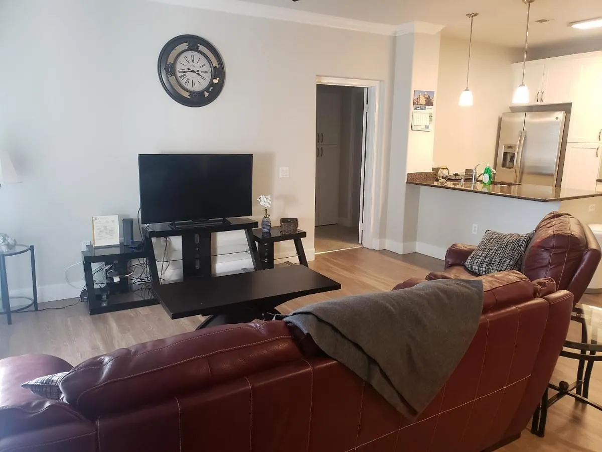 Yes It's Right 2 Suites And 3 Bath In The Heart Of Fb2 San Diego