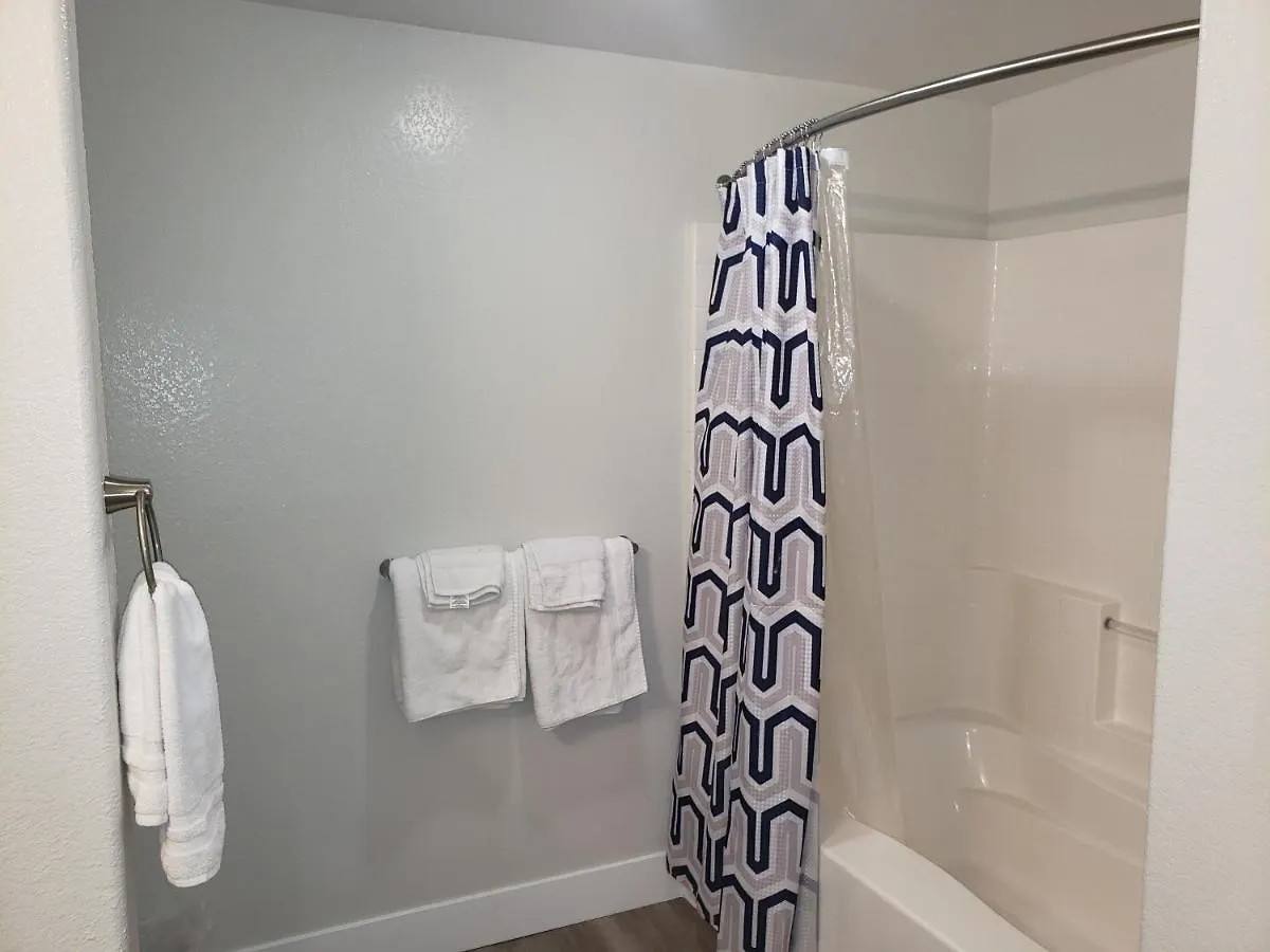Yes It's Right 2 Suites And 3 Bath In The Heart Of Fb2 * San Diego