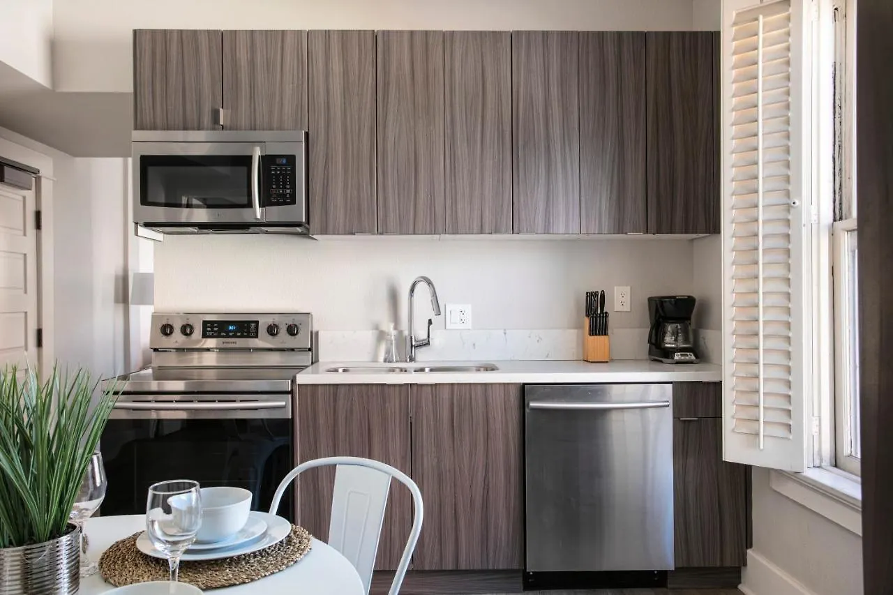 Sd Luxury Apts Best Area 아파트호텔