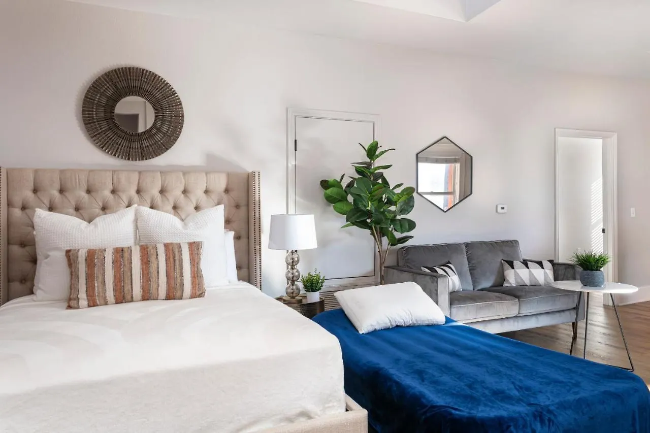 Sd Luxury Apts Best Area 아파트호텔 *