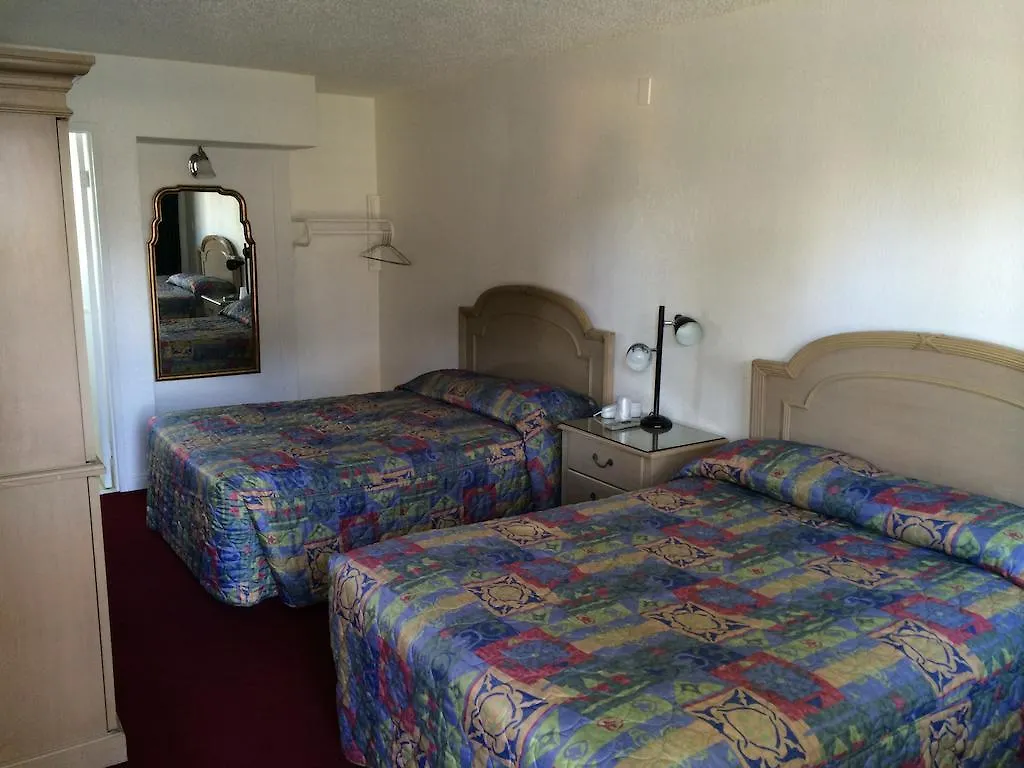 Hotel Parkside 2*