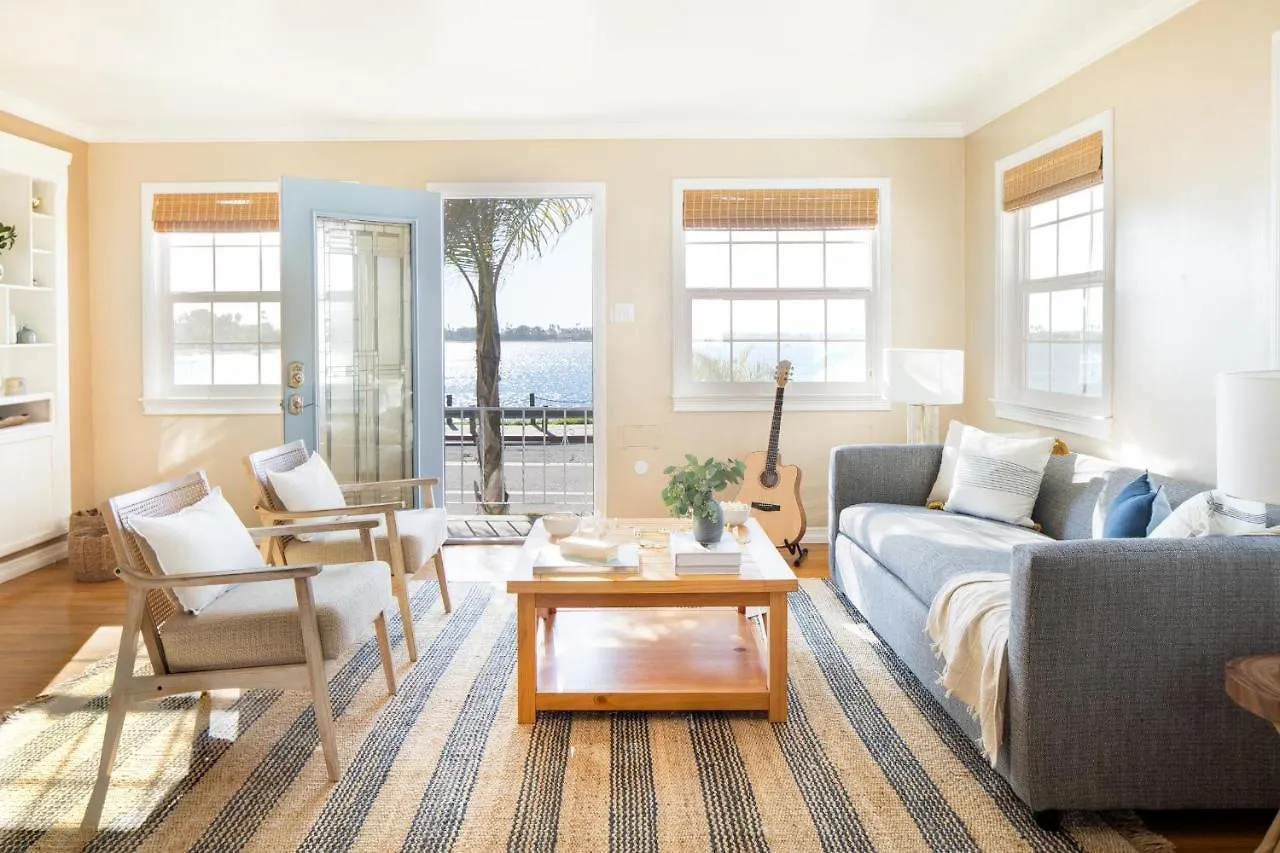 度假居 Kokomo - Bayside Getaway W Spa, Fire Pit, & Large Outdoor Patio 圣地亚哥