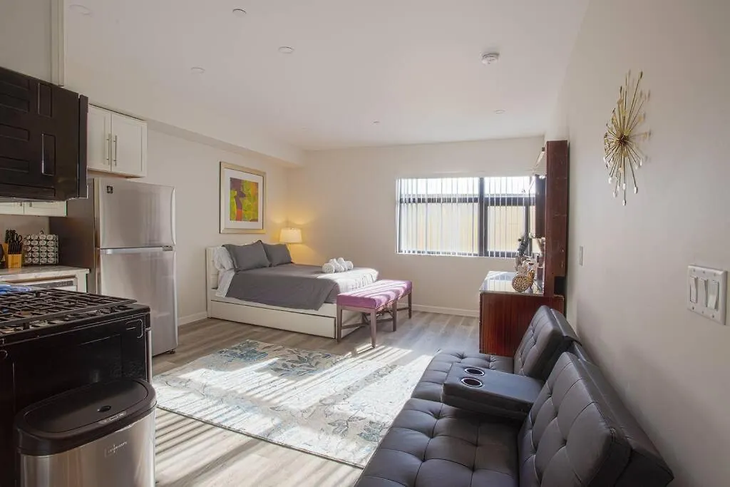 Luxurious Furnished W Full Kitchen In Sd Appartamento *