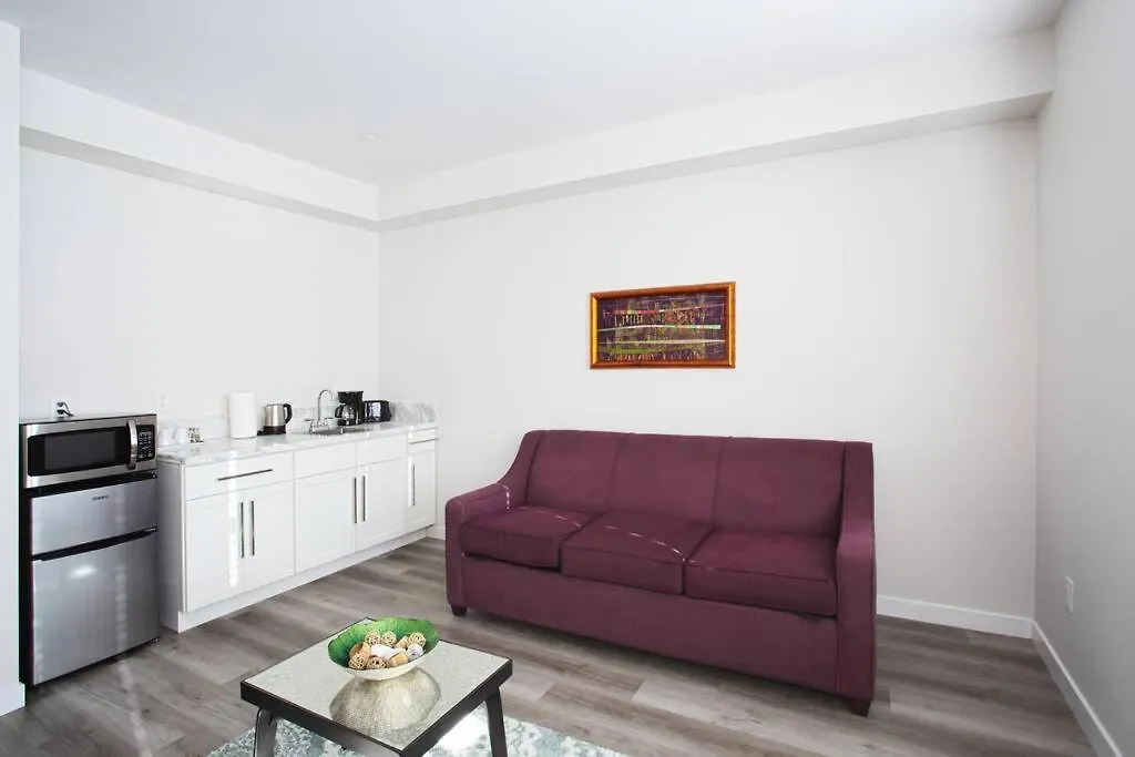 One Bedroom With Sd Downtown View *