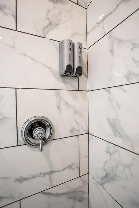 Modern, Luxurious And Prime Location In One Fogadó *