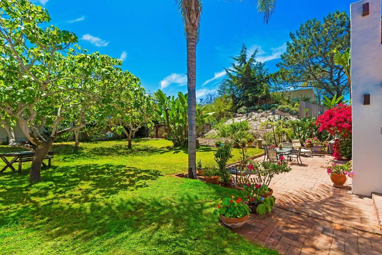Paradise Found Holiday home