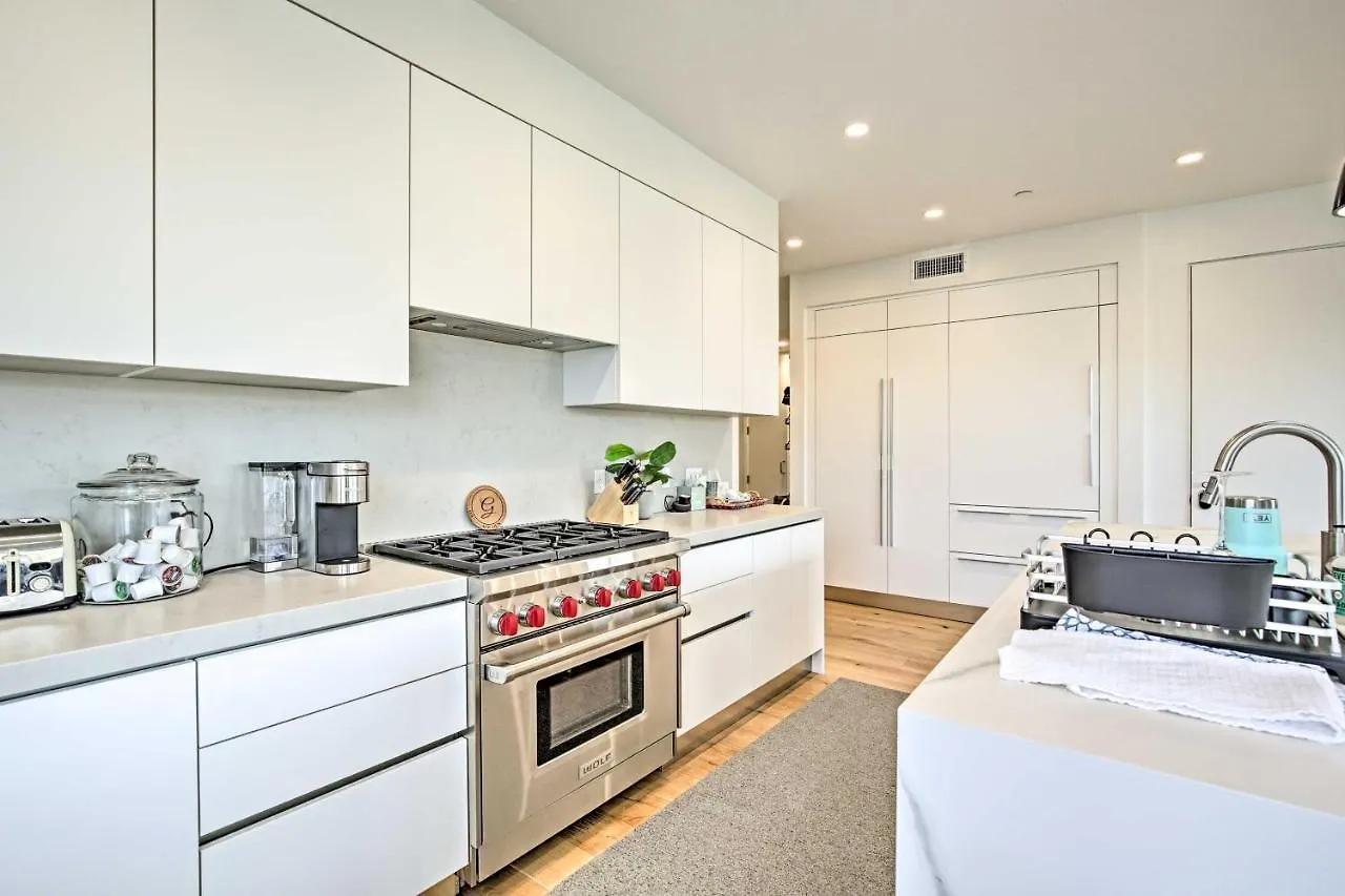 Chic Coronado Retreat With Patio And 4 Cruiser Bikes! *