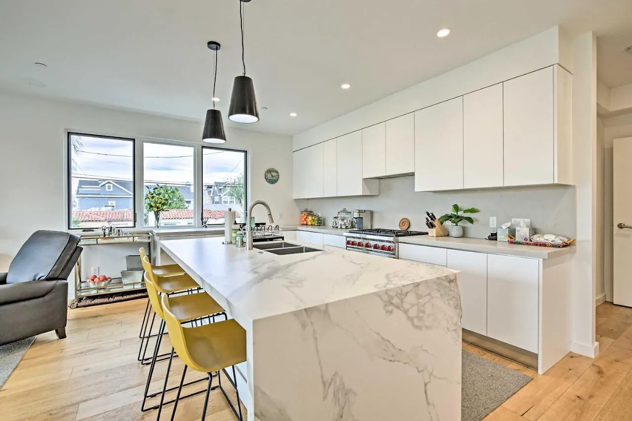Chic Coronado Retreat With Patio And 4 Cruiser Bikes! *