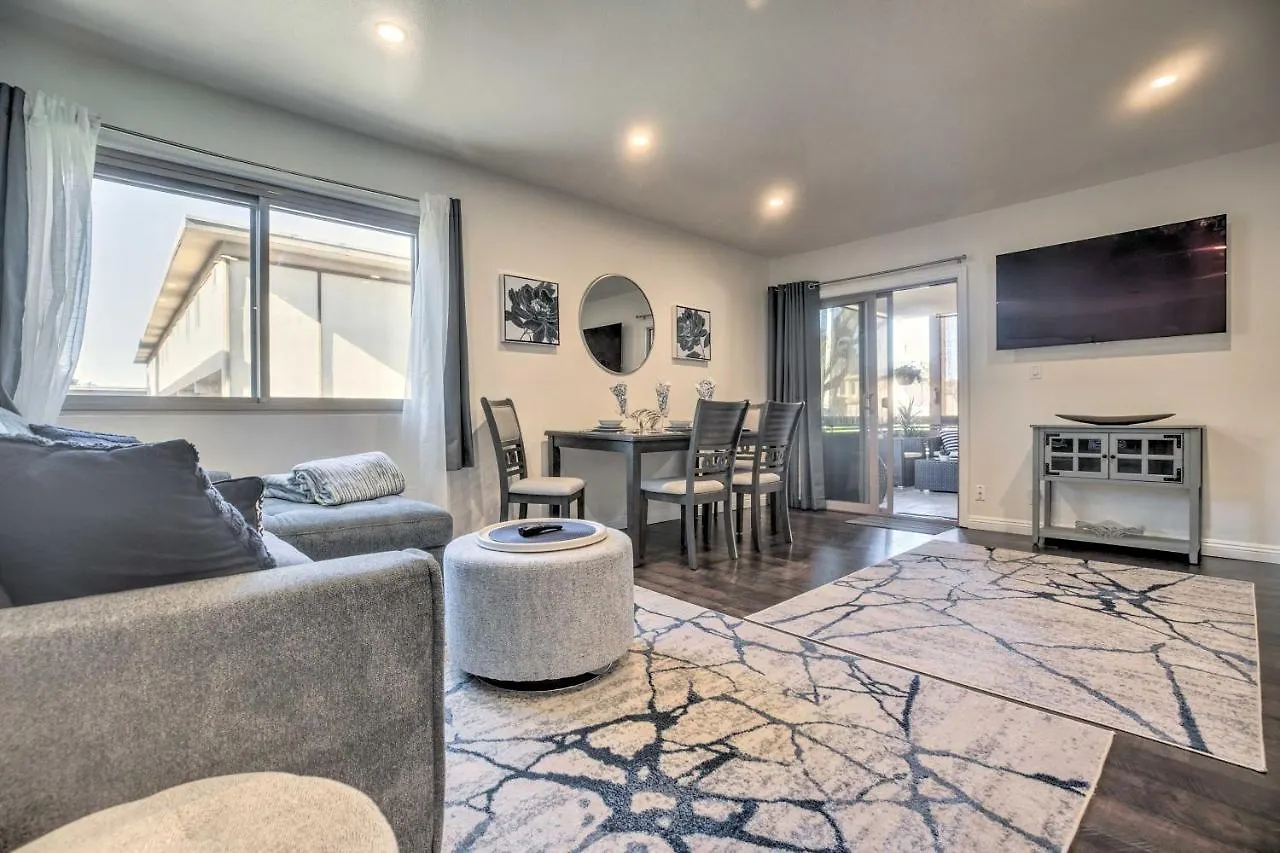 Contemporary Gem With Community Pool! * سان دييغو