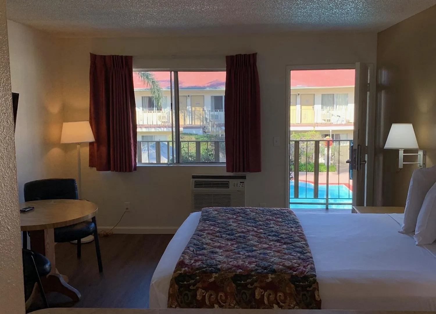 California Hotel