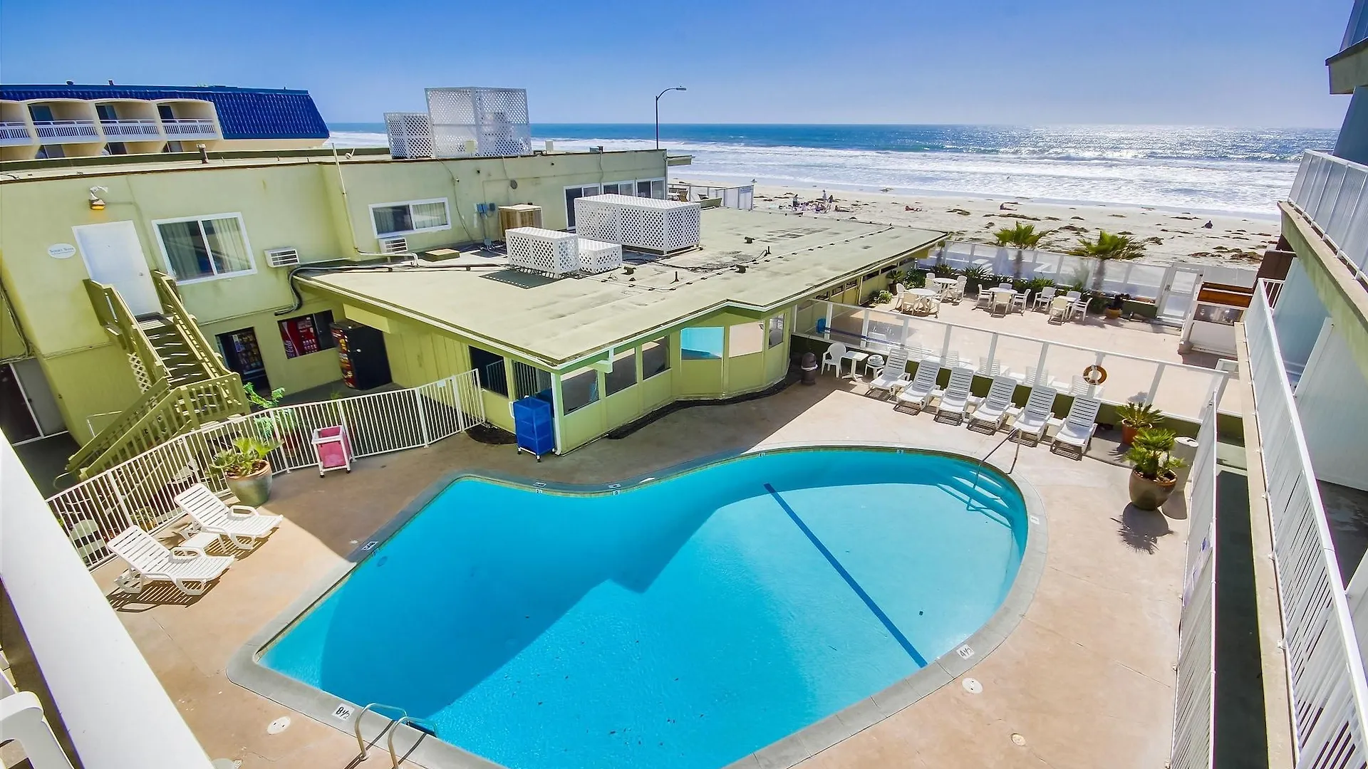Surfer Hotel San Diego
