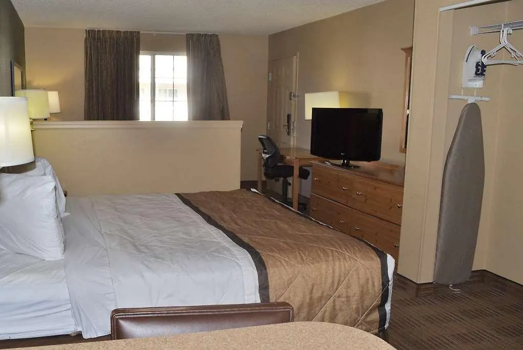 Extended America - - Fashion Valley Hotel San Diego